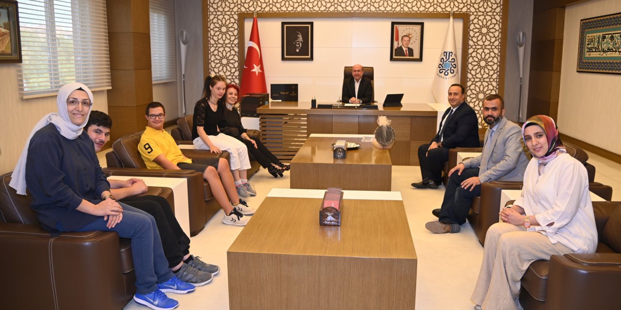 Başkan Pekyatırmacı ilçe sakinleriyle her fırsatta bir araya geliyor