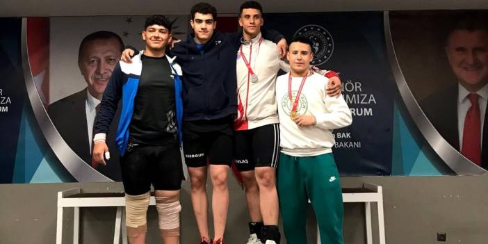 Karatay’ın başarılı Haltercileri turnuvada önemli derceler aldı