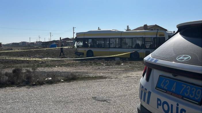 Konya'da korkutan kaza! Servis aracı ile belediye otobüsü çarpıştı 20 kişi yaralandı