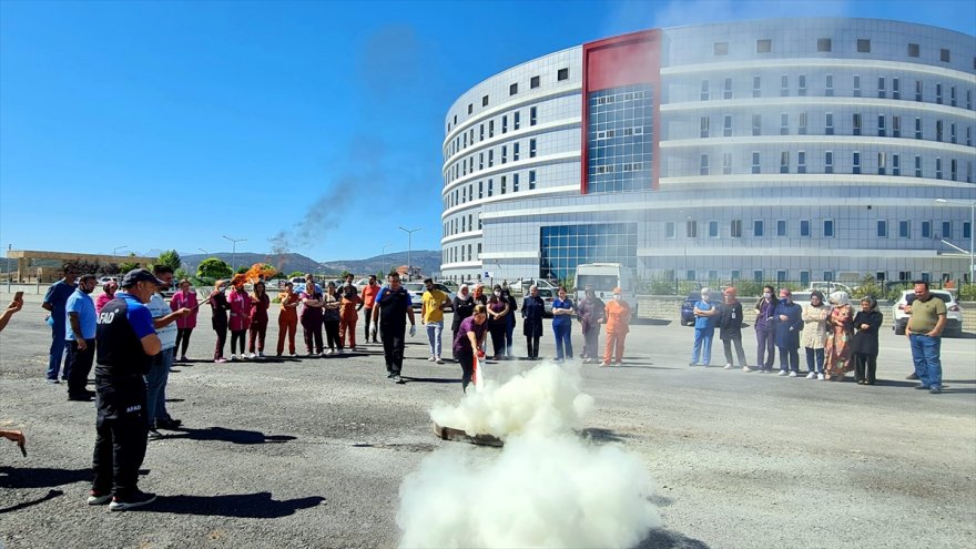 Beyşehir'de afet farkındalık eğitimi ve deprem tatbikatı