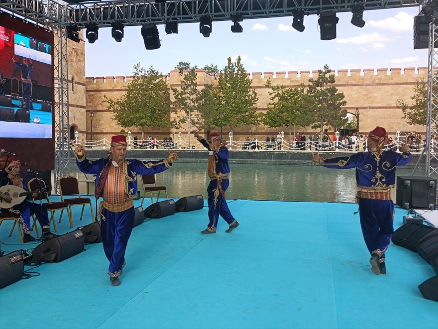 Konya Gastrofest'te Bozkır kaşık ekibi ilgi gördü