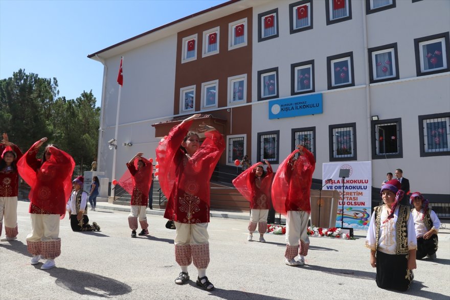 Antalya ve çevre illerde yeni eğitim öğretim yılı başladı