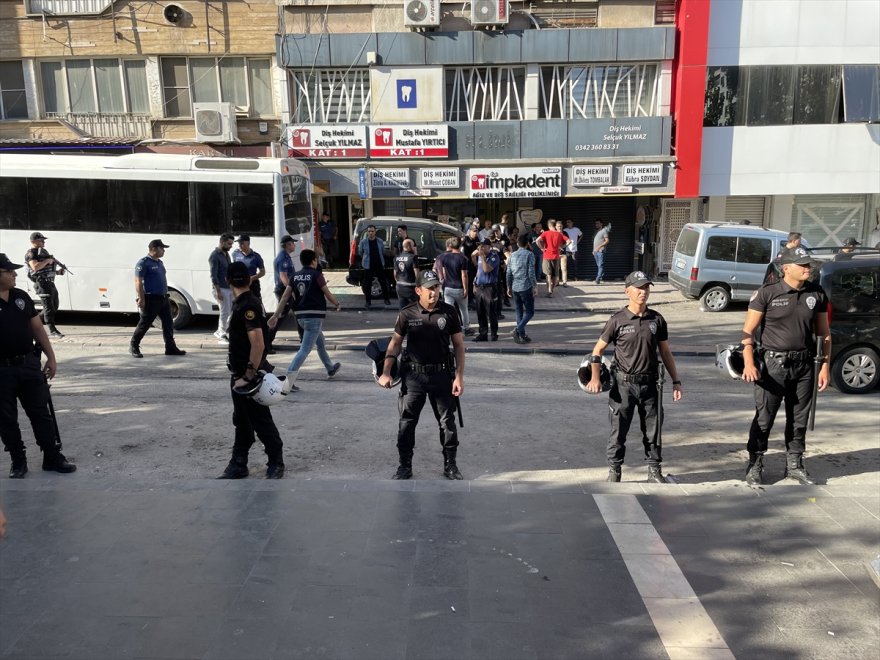 GÜNCELLEME - Gaziantep'te çıkan kavgada 1 kişi bıçakla yaralandı