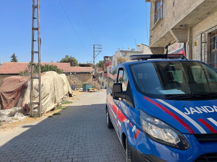 Gaziantep'te çöp konteynerinin yanında bebek cesedi bulundu