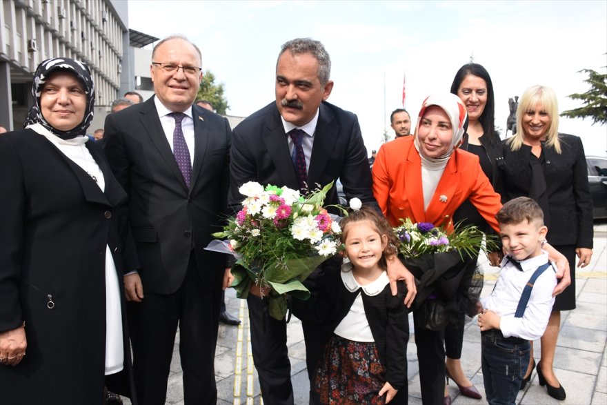 Milli Eğitim Bakanı Özer, Zonguldak'ta lise açılışına katıldı:
