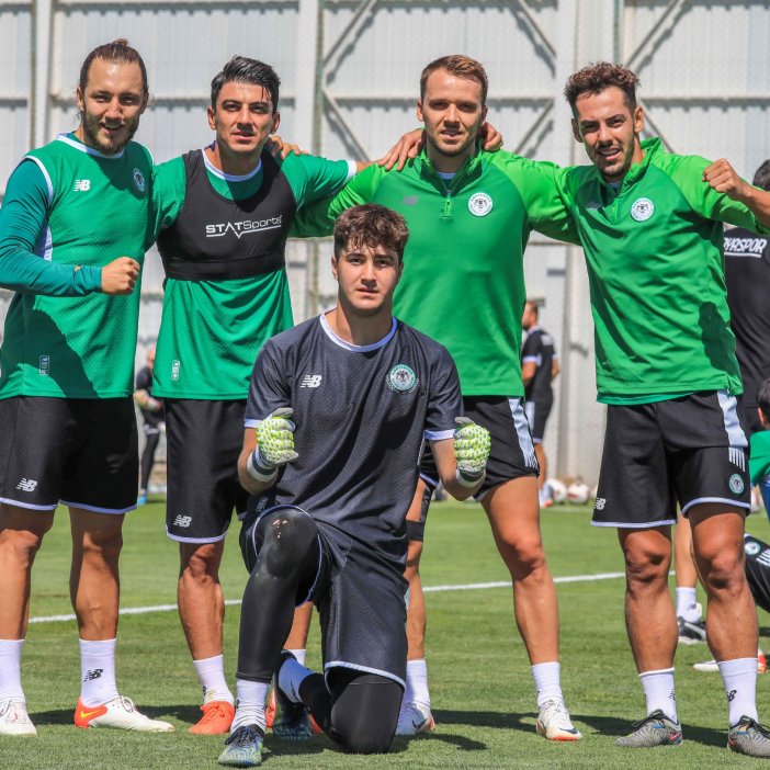 konyaspor-antrenman-resimleri.jpg