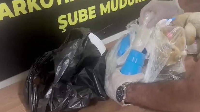 konyada-kargodan-uyusturucu-cikti.jpg