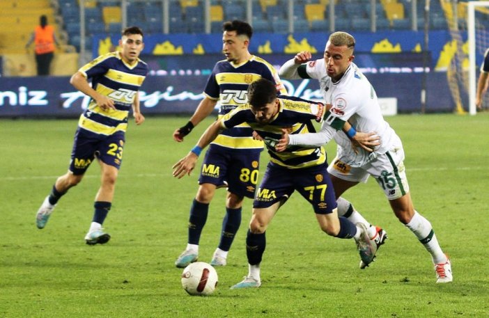 konyaspor-ankaragucu-002.jpg