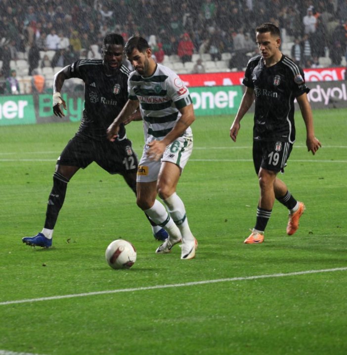 konyaspor-besiktas-001.jpg
