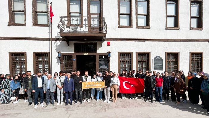 selcuk-universitesinde-100-yil-etkinleri-devam-ediyor.jpg