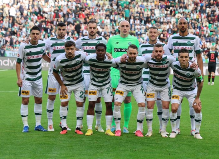varlikla-yokluk-arasinda-konyaspor-1-1-f-karagumruk-001.jpg