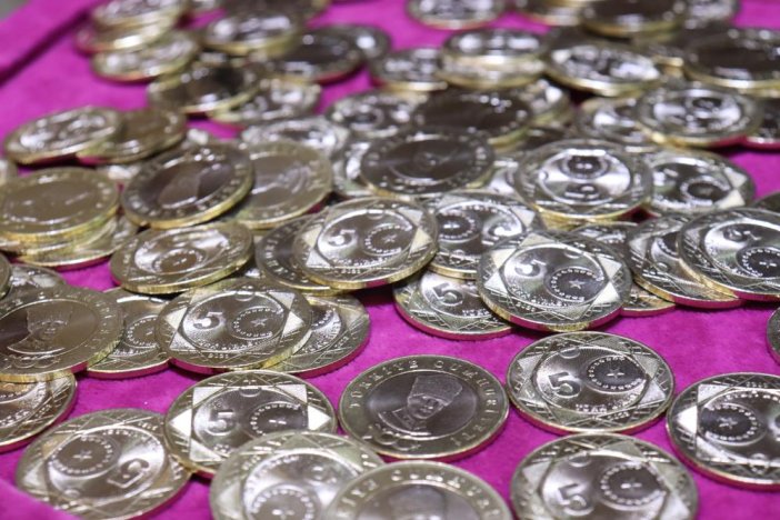 yeni-5-lira-002.jpg