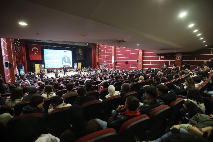sehir-konferanslari-003.jpg