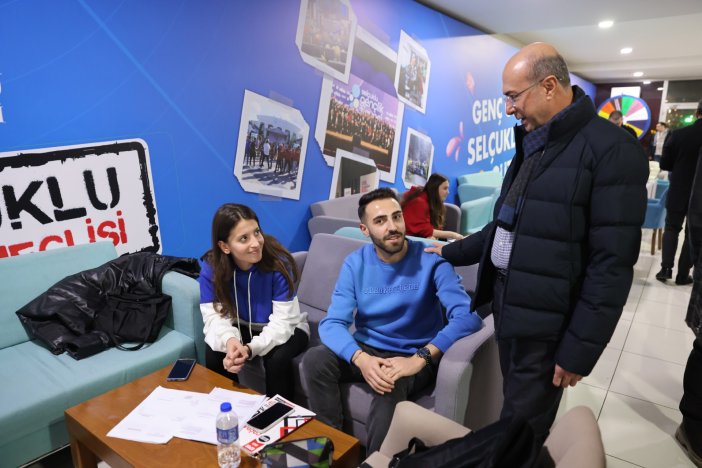 selcuklu-genclik-meclisi-001.jpg
