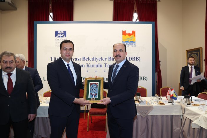 turk-dunyasi-belediyeler-birligi-003.jpg