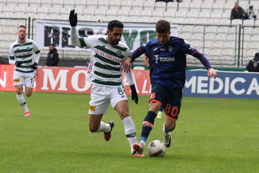 konyaspor-basaksehir-003.jpg