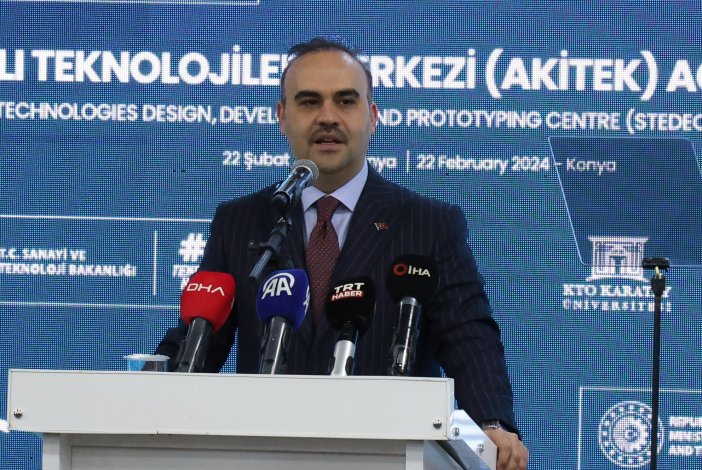 sanayi-ve-teknoloji-bakani-mehmet-fatih-kacir-001.jpg