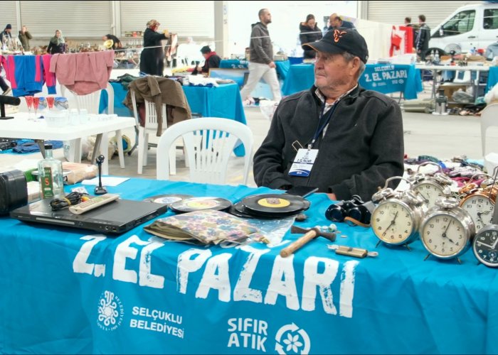 selcuklu-ikinci-el-pazari-002.jpg