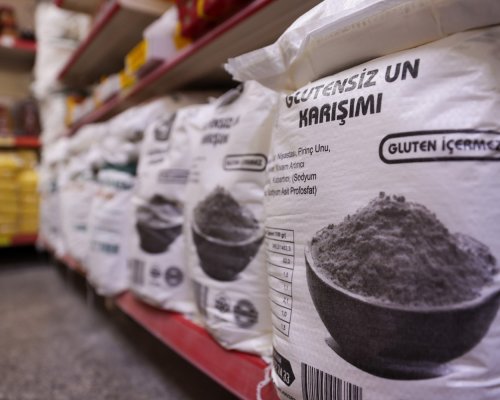 selcuklu-belediyesinin-glutensiz-satis-noktasi-colyak-hastalarinin-ilgi-odagi-oluyor.jpg