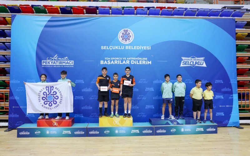 selcuklu-masa-tenisi-turnuvasi-002.jpg