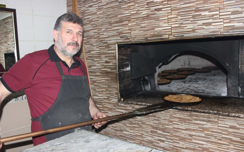 tahinli-pide-konya-ramazan-lezzeti-003.jpg