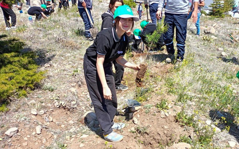 selcuklu-belediyesi-fidan-dikme-etkinligi-003.jpg