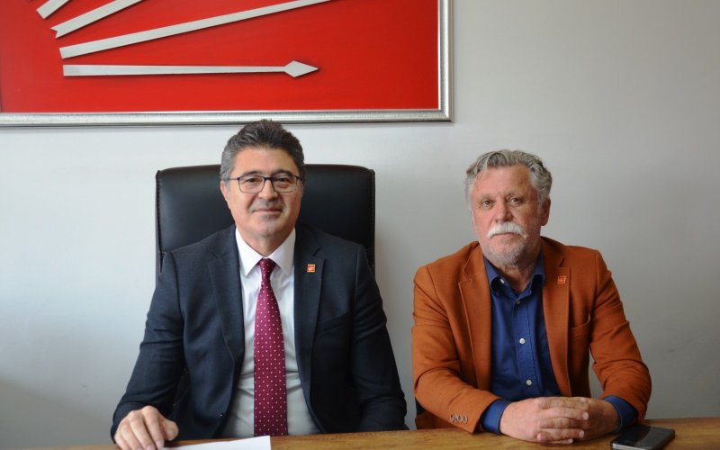 thumbnail-chp-orgutlenmeden-sorumlu-genel-baskan-yardimcisi-ve-balikesir-milletvekili-ensar-aytekin-konya-il-baskani-bekir-yaman-birlikte.jpg