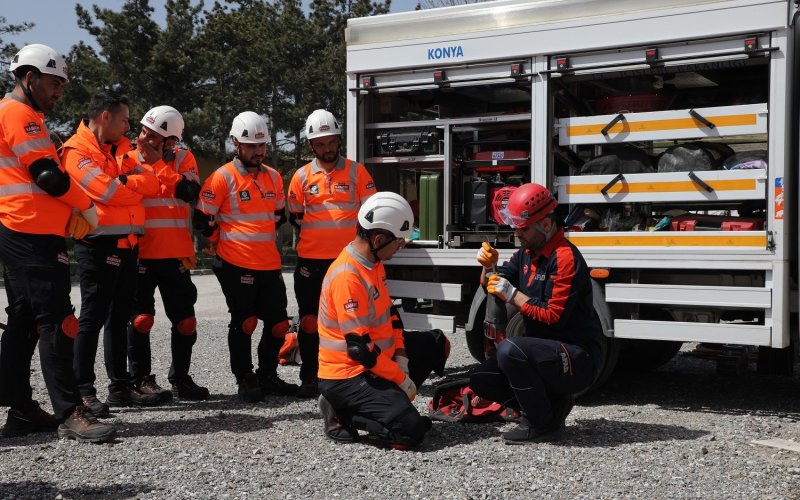 karatay-belediyesi-arama-kurtarma-ekibi-001.jpg
