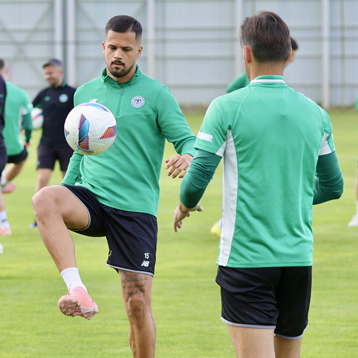 konyaspor-rizespor-antrenman-001.jpg