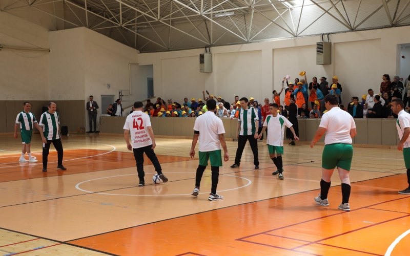 thumbnail-futsal-maci-3.jpg