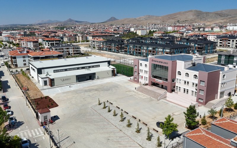 konya-spor-lisesi-ahmet-calik.jpg