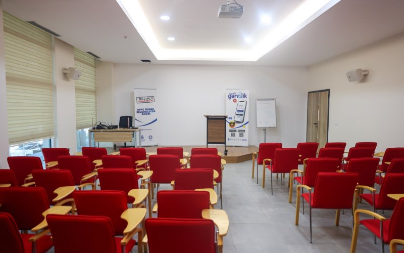 thumbnail-selcuklu-genclik-merkezi-6.jpg