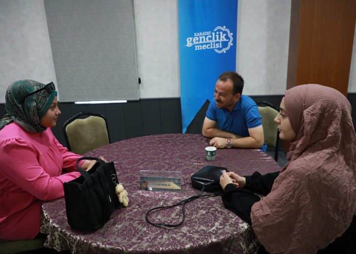 karatay-genclik-meclisi.jpg