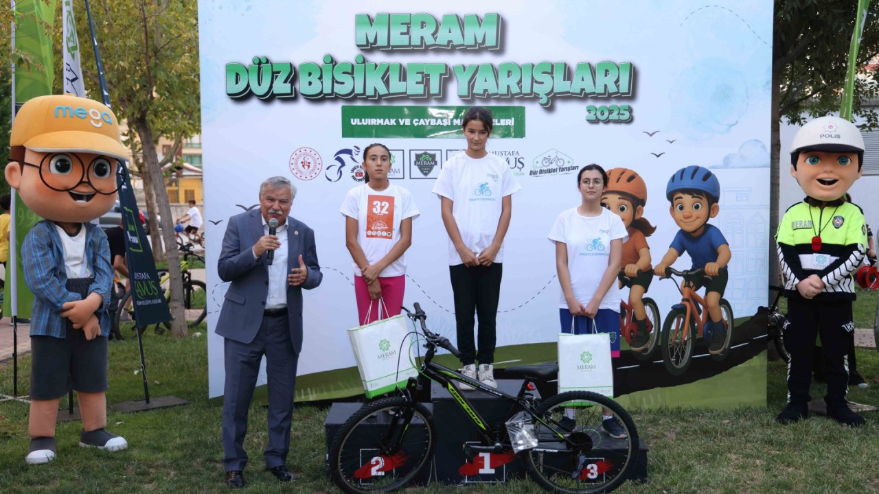 meram-duz-bisiklet-yarislari-003.jpg