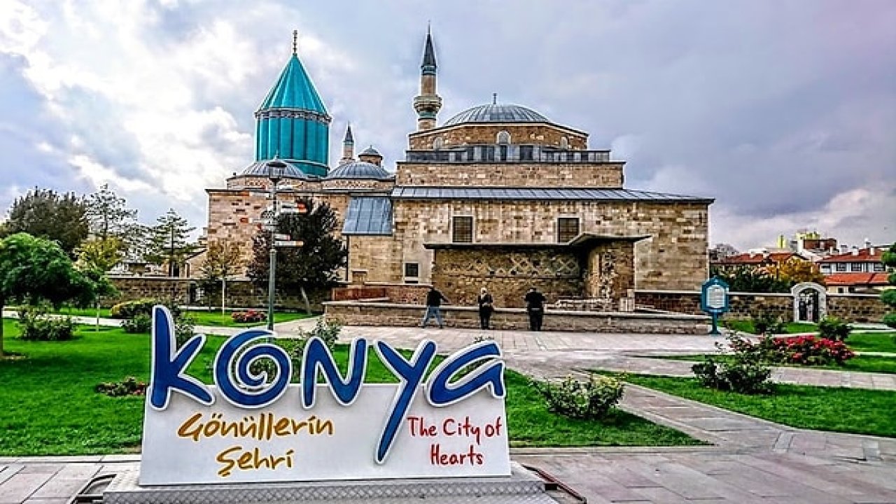 mevlana-muzesi-ziyaret-saati.jpg