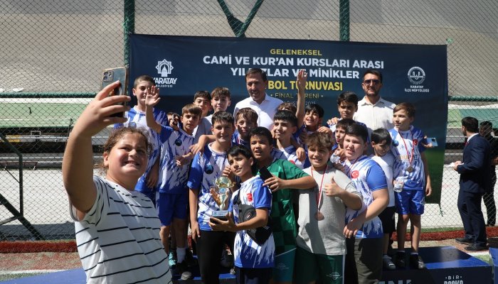 4-geleneksel-camiler-ve-kuran-kurslari-futbol-turnuvasi-005.jpg