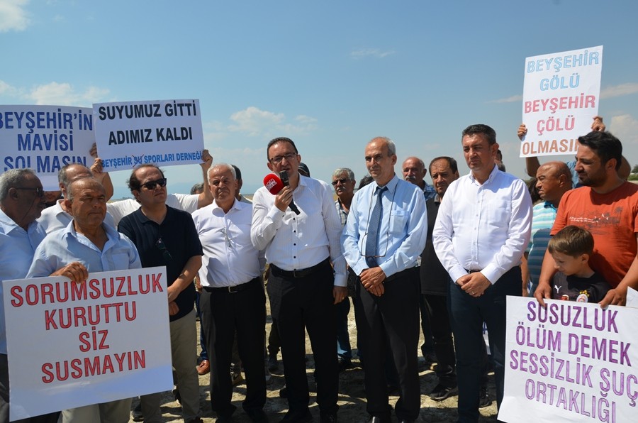 chp-milletvekilleri-beysehir-golu.jpg