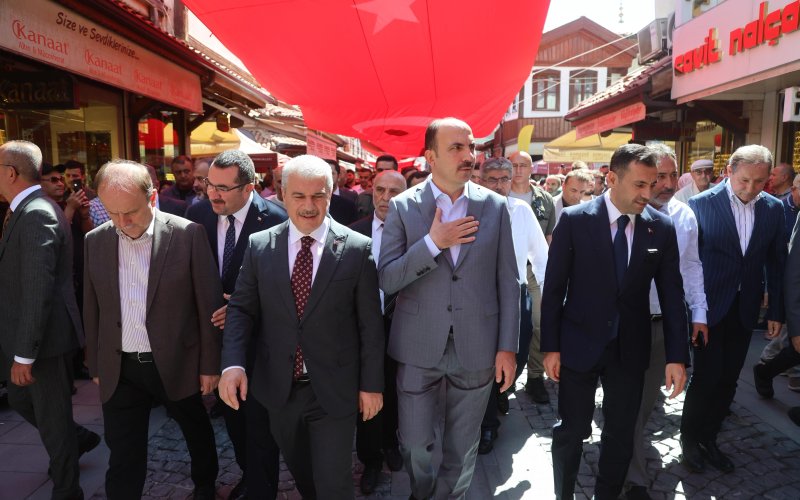 4-tarihi-bedesten-alisveris-gunleri-003.jpg