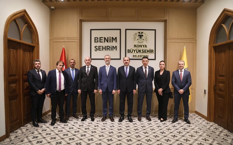 baskan-altay-ukraynanin-ankara-buyukelcisi-naryman-dzheliaov-ile-gorustu.jpg