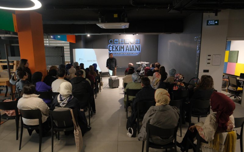 siada-mekan-hafiza-ve-kadinlar-pazari-kitap-galasi-gerceklestirildi-001.jpg