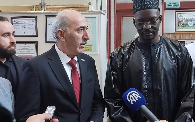 senegalin-konya-ile-isbirligi-artacak-buyukelci-diap-konyada-003.jpg