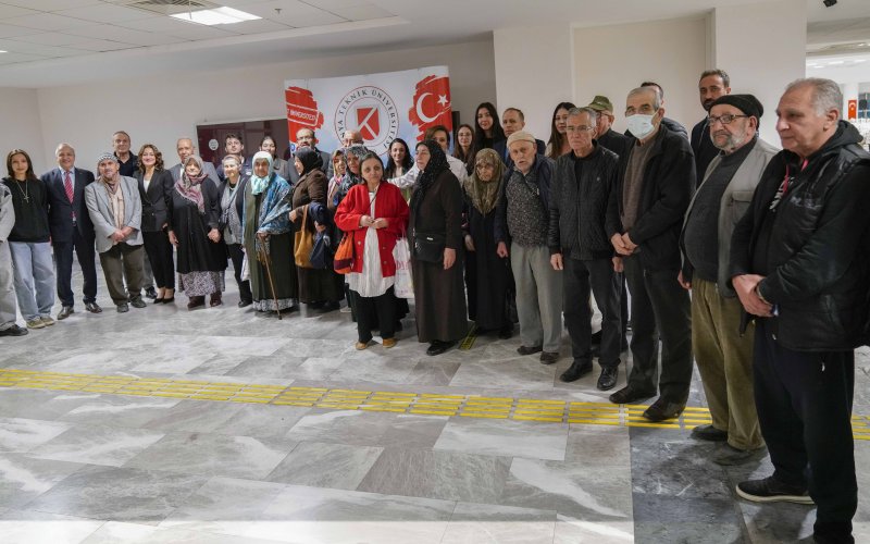 konya-teknik-universitesinden-yaslilara-anlamli-iftar-bulusmasi-13.jpg