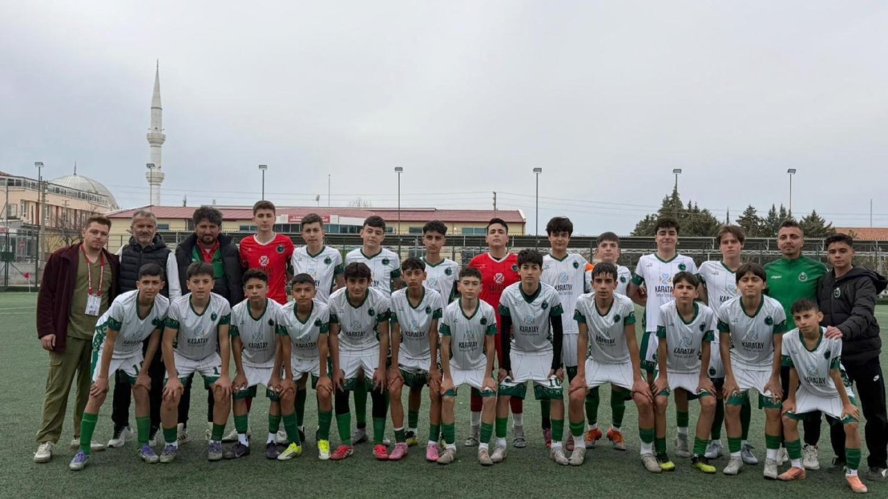 karatay-futbolda-zirvede-yer-almayi-surduruyor-2-jpg-1500.jpg