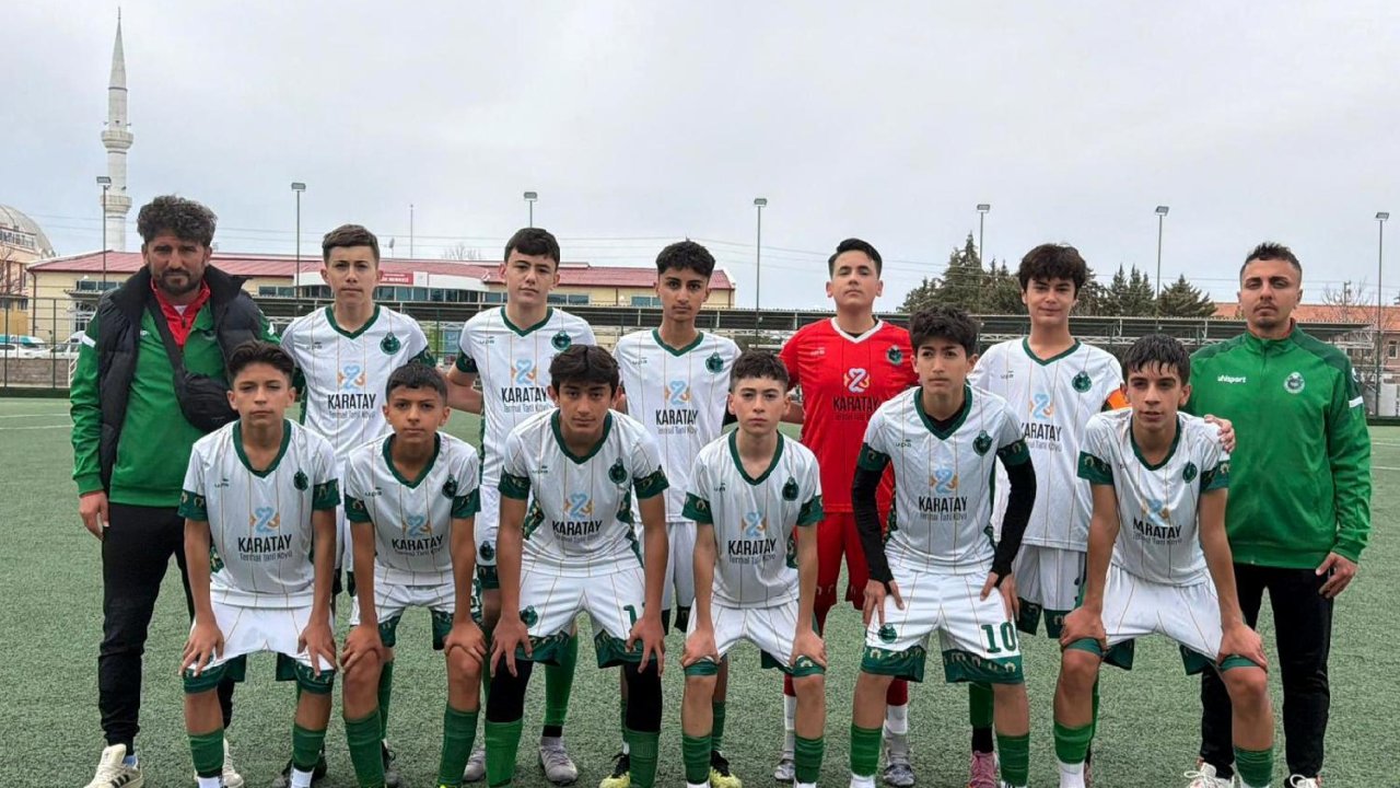 karatay-futbolda-zirvede-yer-almayi-surduruyor-3-jpg-1500.jpg