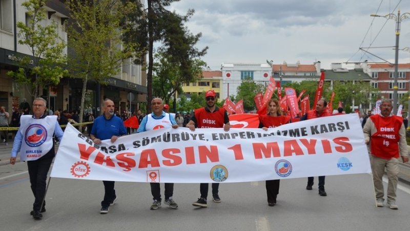 konyada-1-mayis-coskuyla-kutlandi-003.jpg