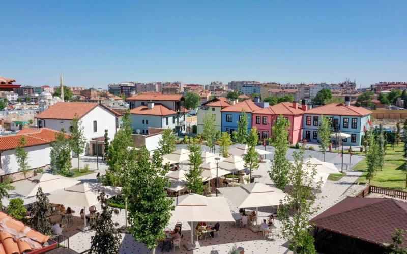 surici-avlu-kafe.jpg