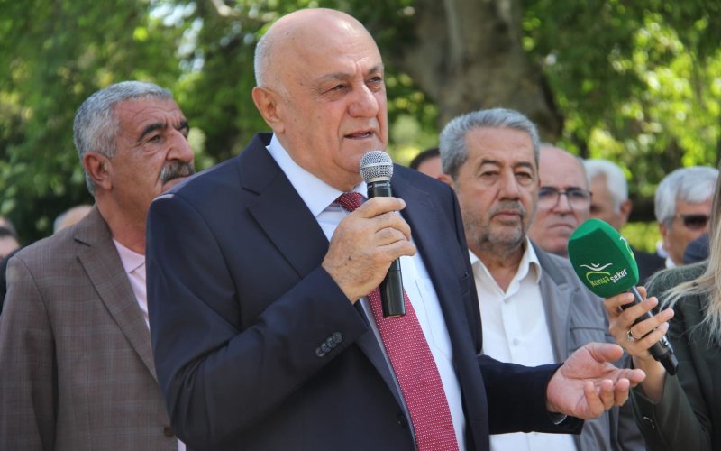 konya-seker-ailesi-bayramlasti.jpeg