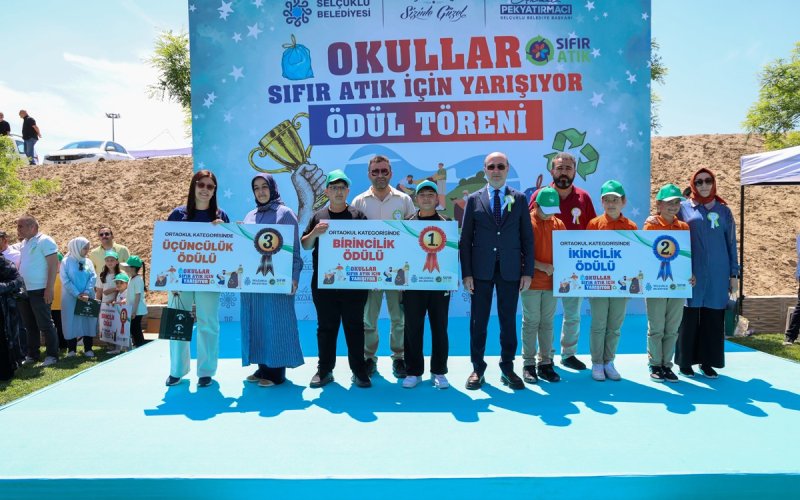 selcukluda-sifir-atik-bilinci-odullendirildi-004.jpg