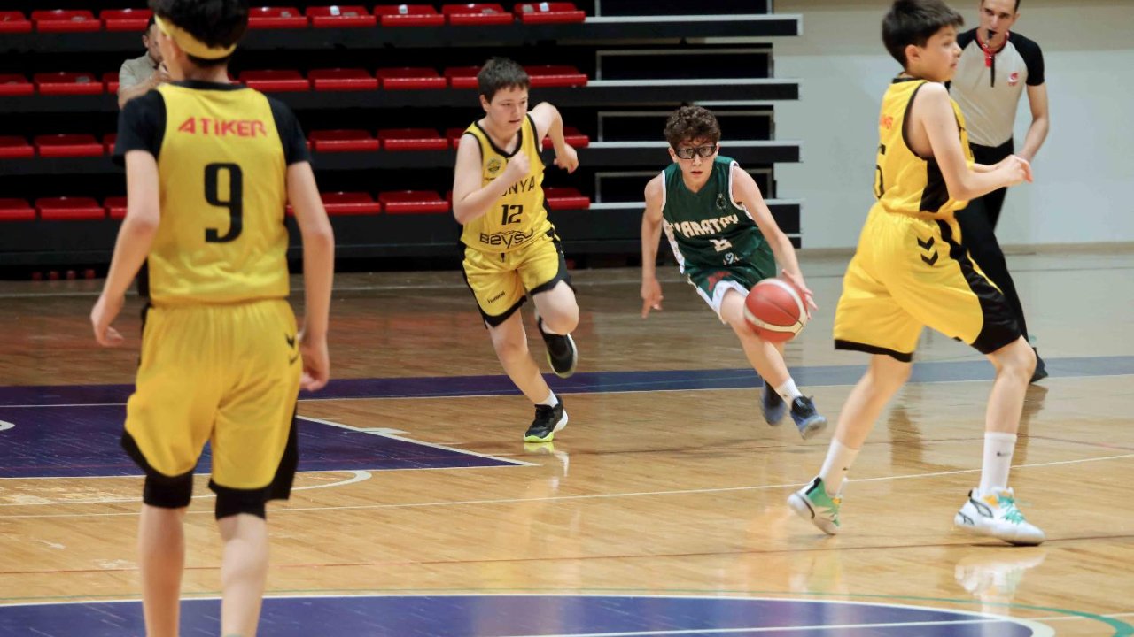 karatay-belediyespor-u12-basketbol-takimi-konya-sampiyon-oldu-5-jpg-1500.jpg