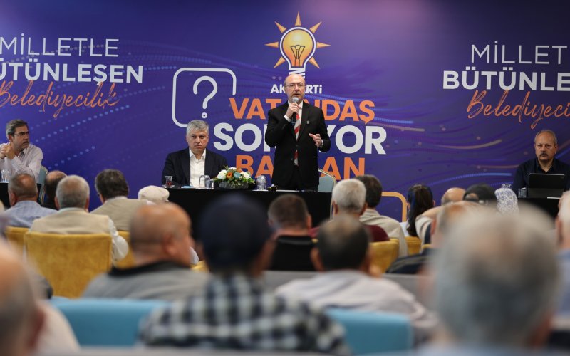 selcukluda-vatandaslar-sordu-baskan-pekyatirmaci-cevapladi-005.jpg